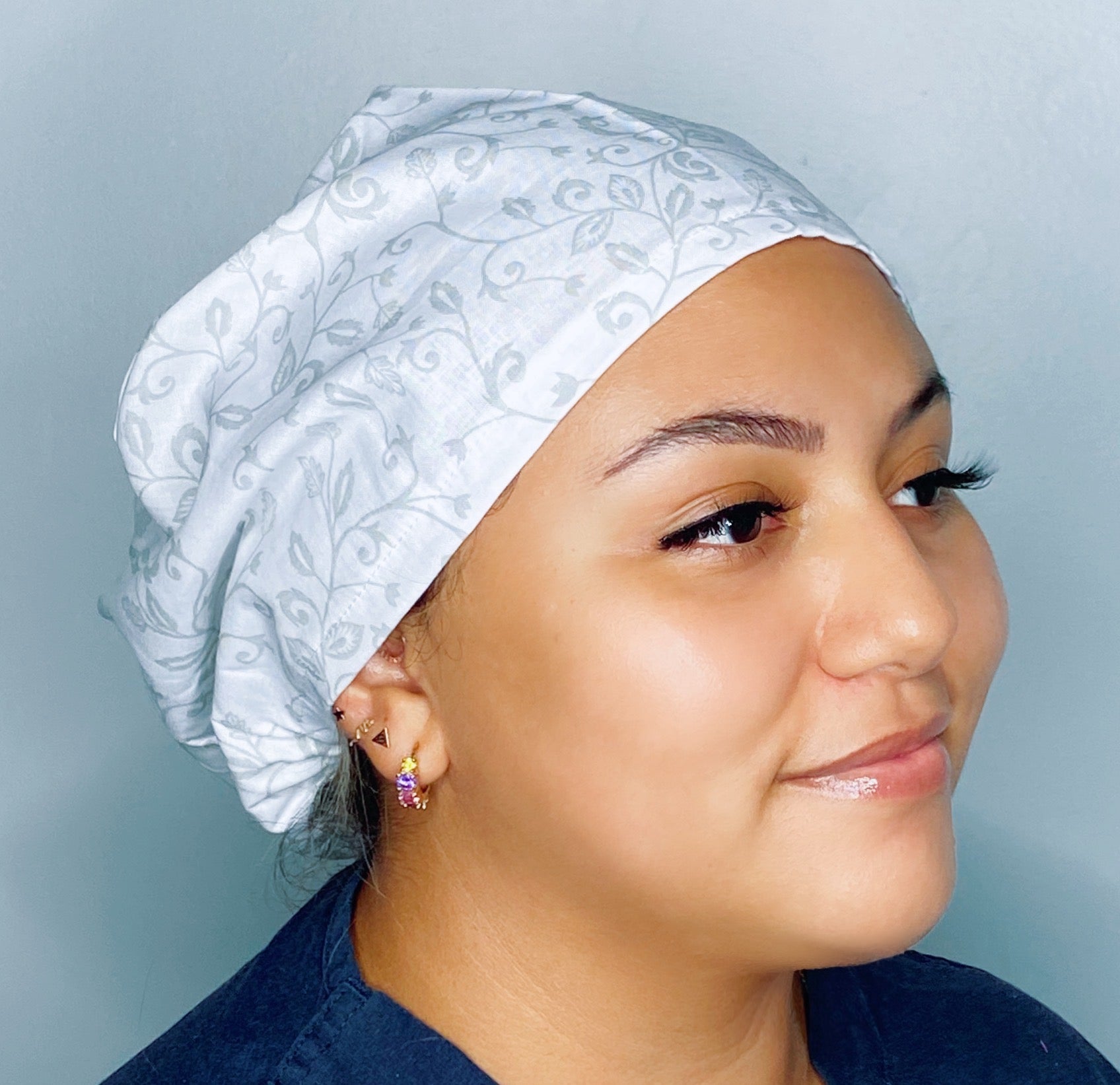 Elegant Arabesque Design Grey & White Floral Euro