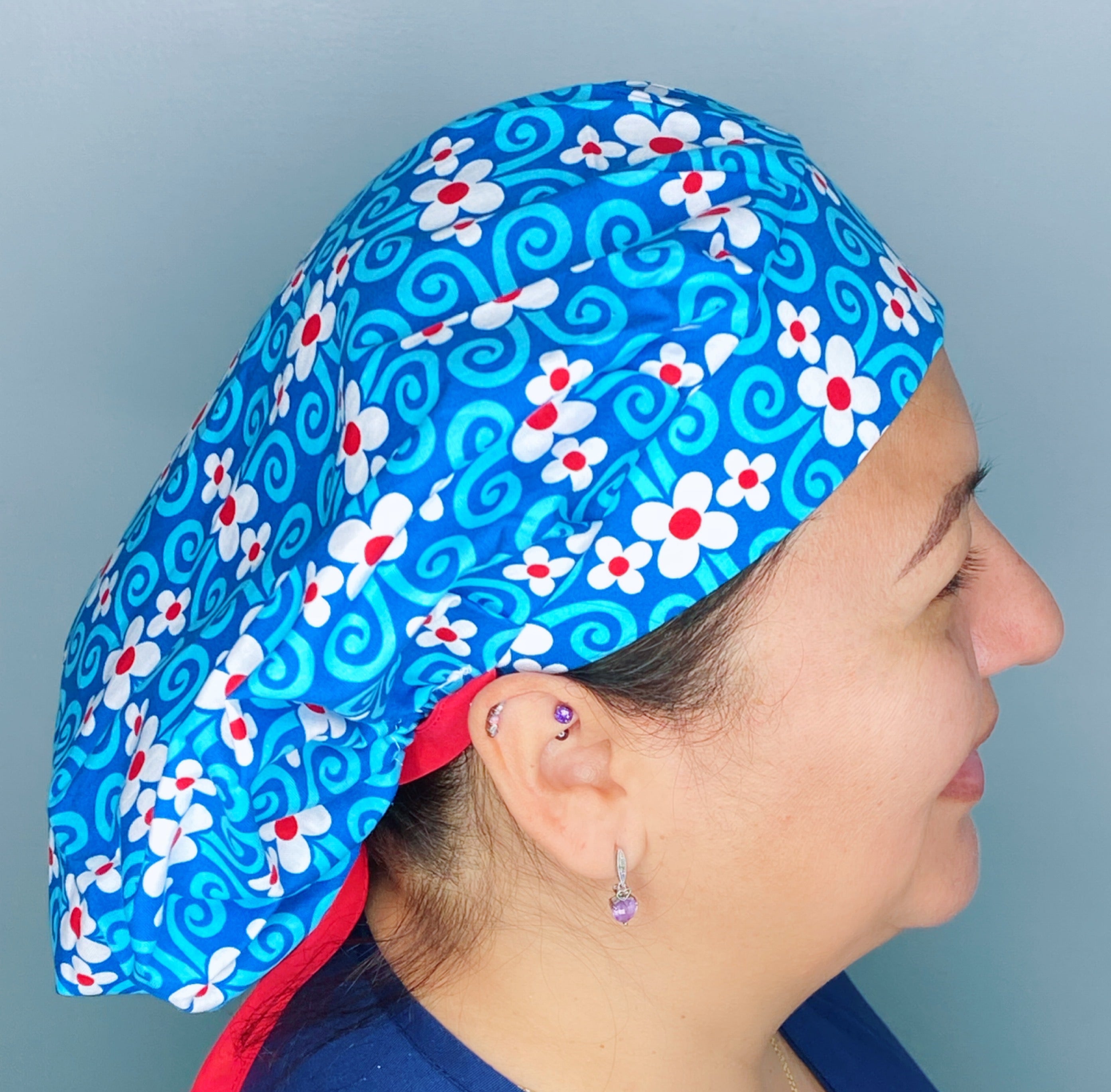 Flower Arabesque Turquoise Design Floral Themed Bouffant