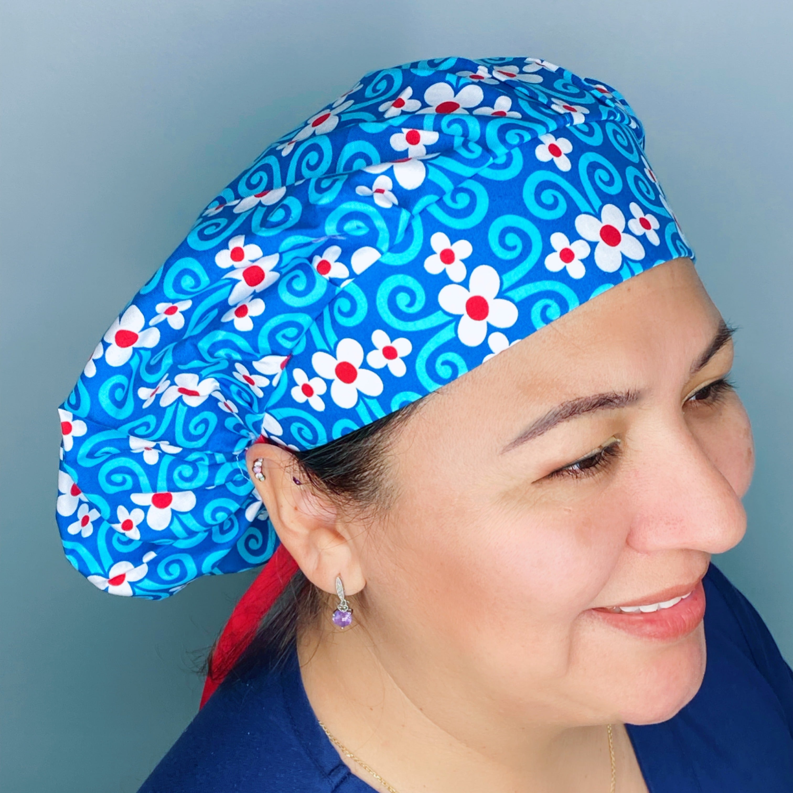 Flower Arabesque Turquoise Design Floral Themed Bouffant