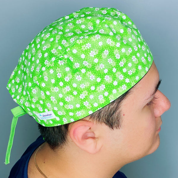 Small White Daisies on Green Floral Design Unisex Cute Scrub Cap
