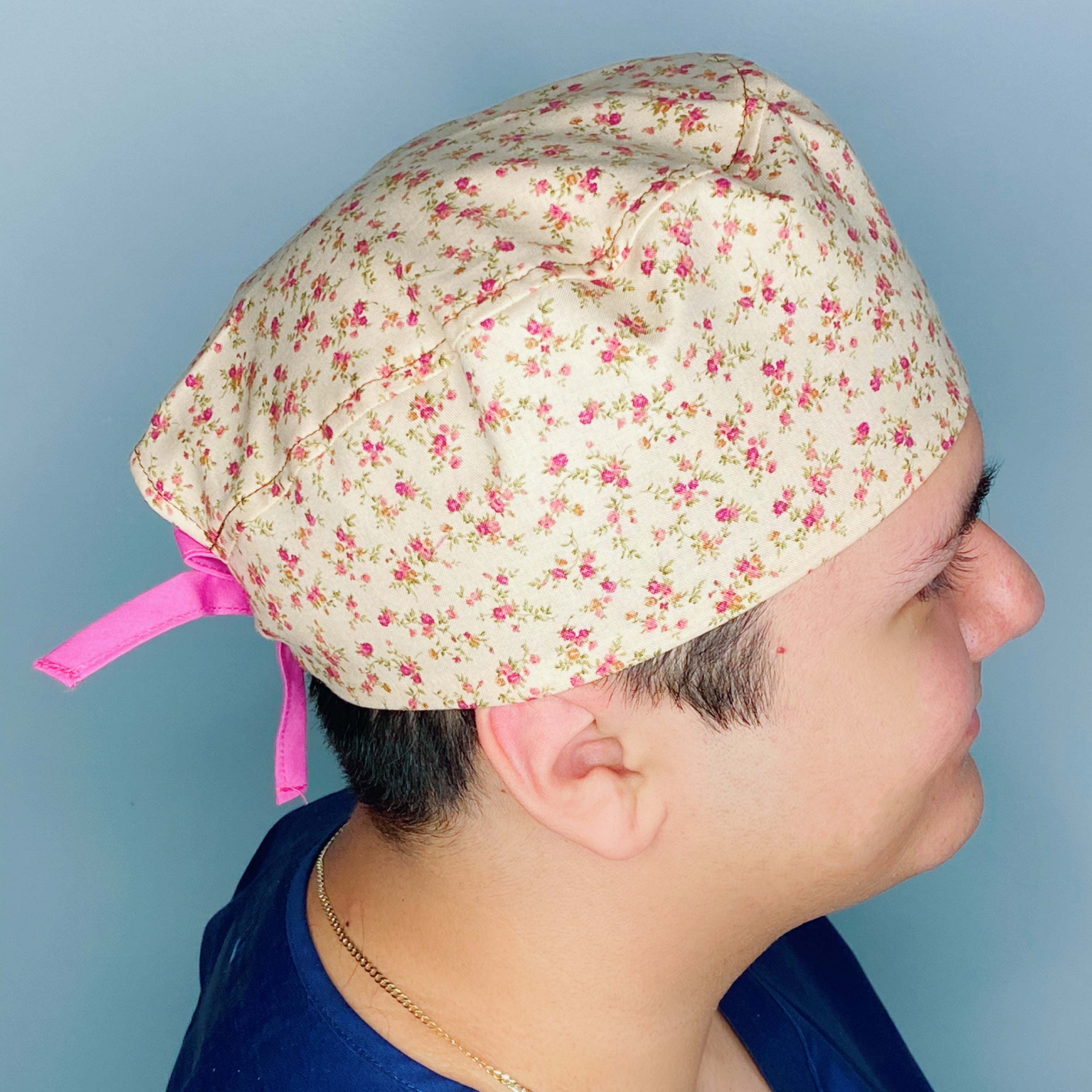 Small Flowers on Beige Floral Design Unisex Cute Scrub Cap