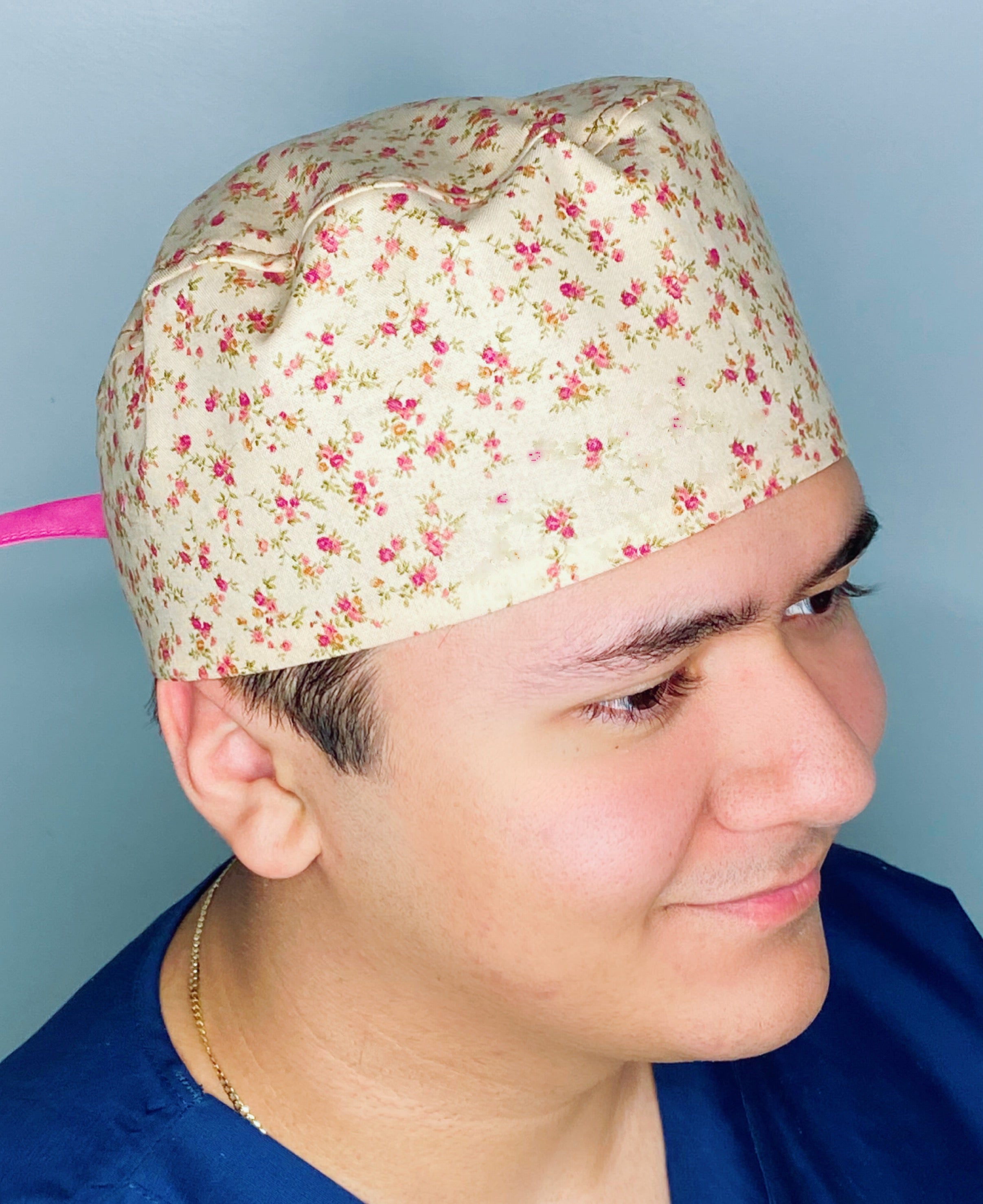 Small Flowers on Beige Floral Design Unisex Cute Scrub Cap