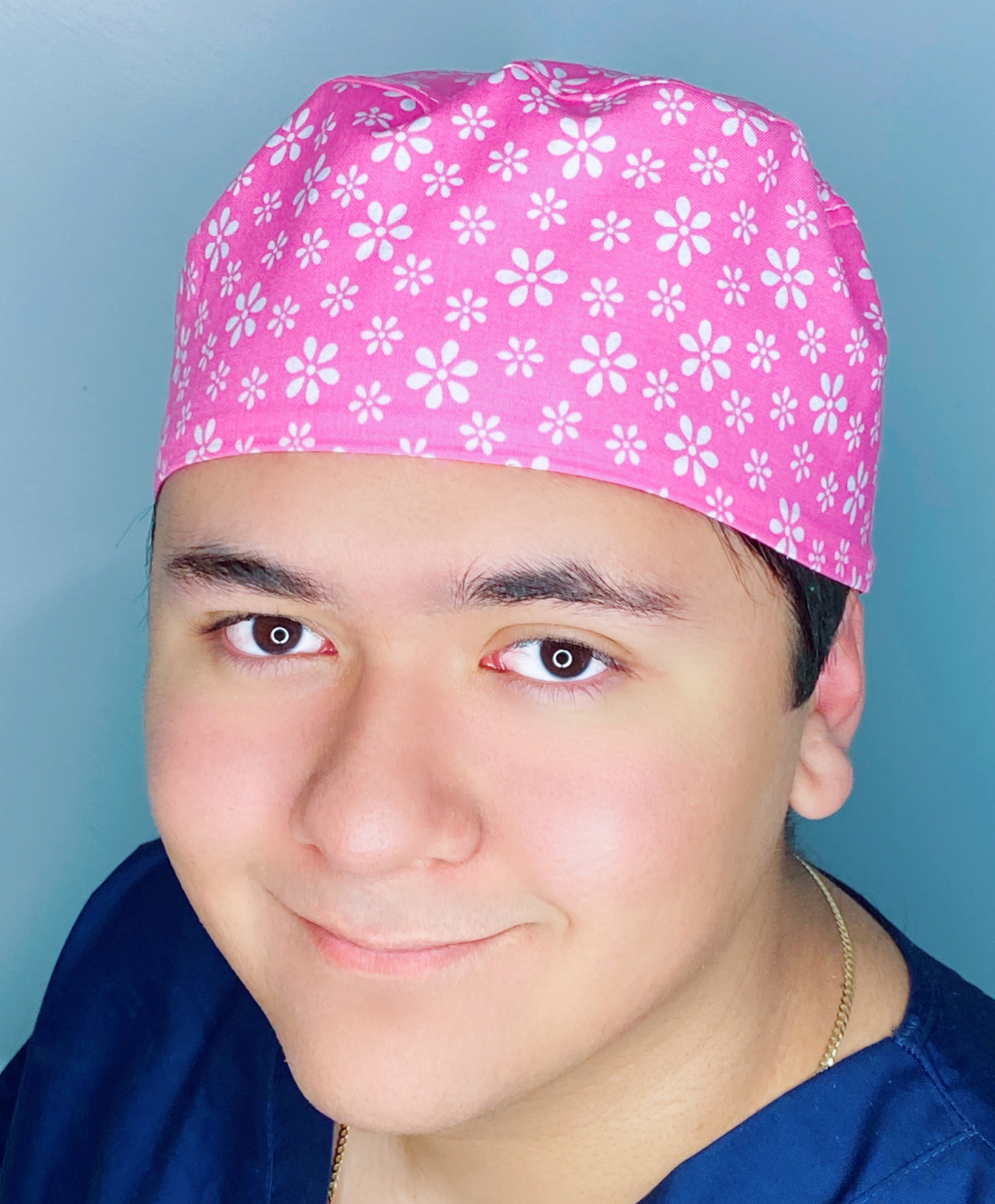 Small White Daisies on Pink Floral Design Unisex Cute Scrub Cap