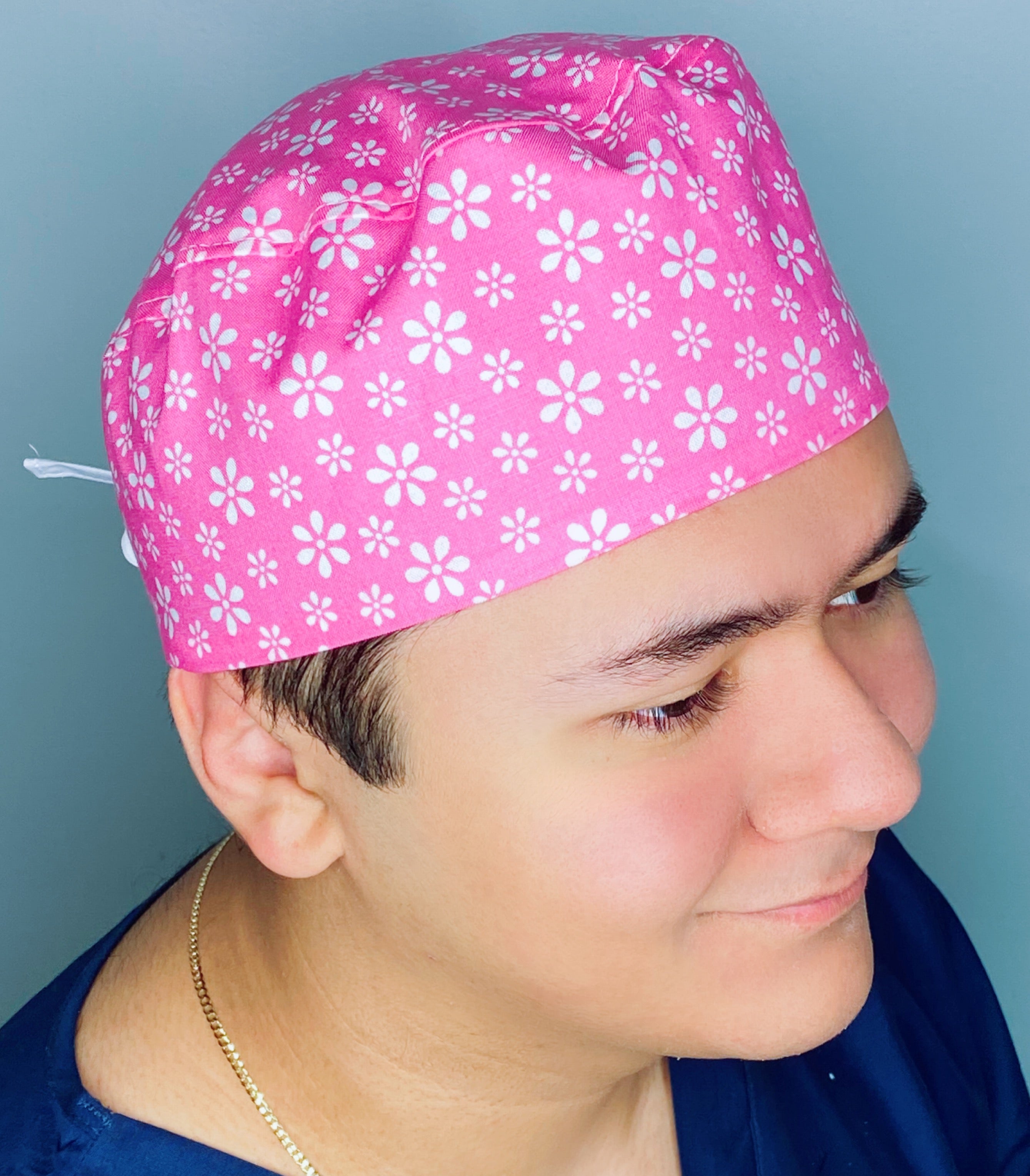 Small White Daisies on Pink Floral Design Unisex Cute Scrub Cap