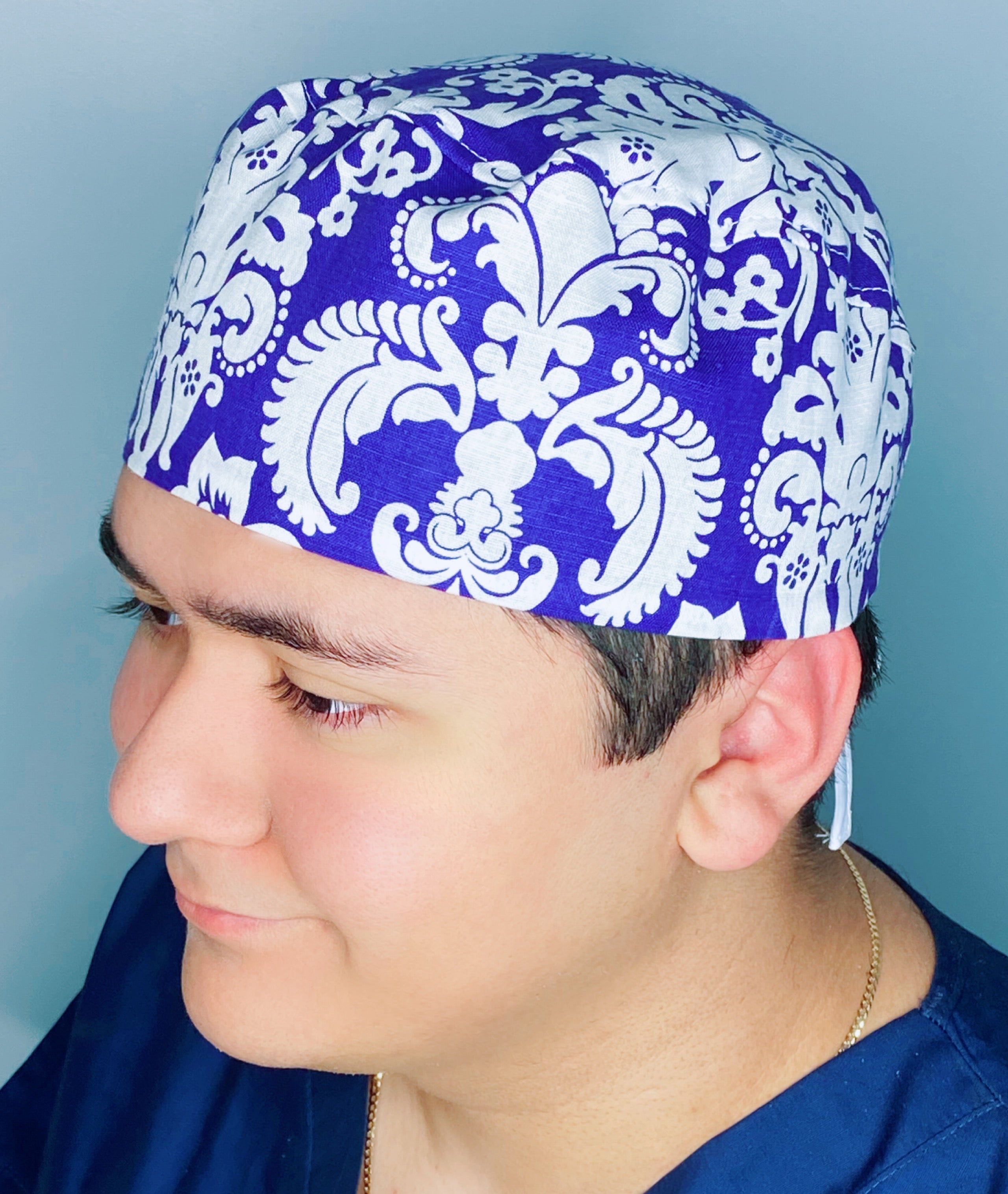 Purple & White Arabesque Mandala Floral Design Unisex Cute Scrub Cap