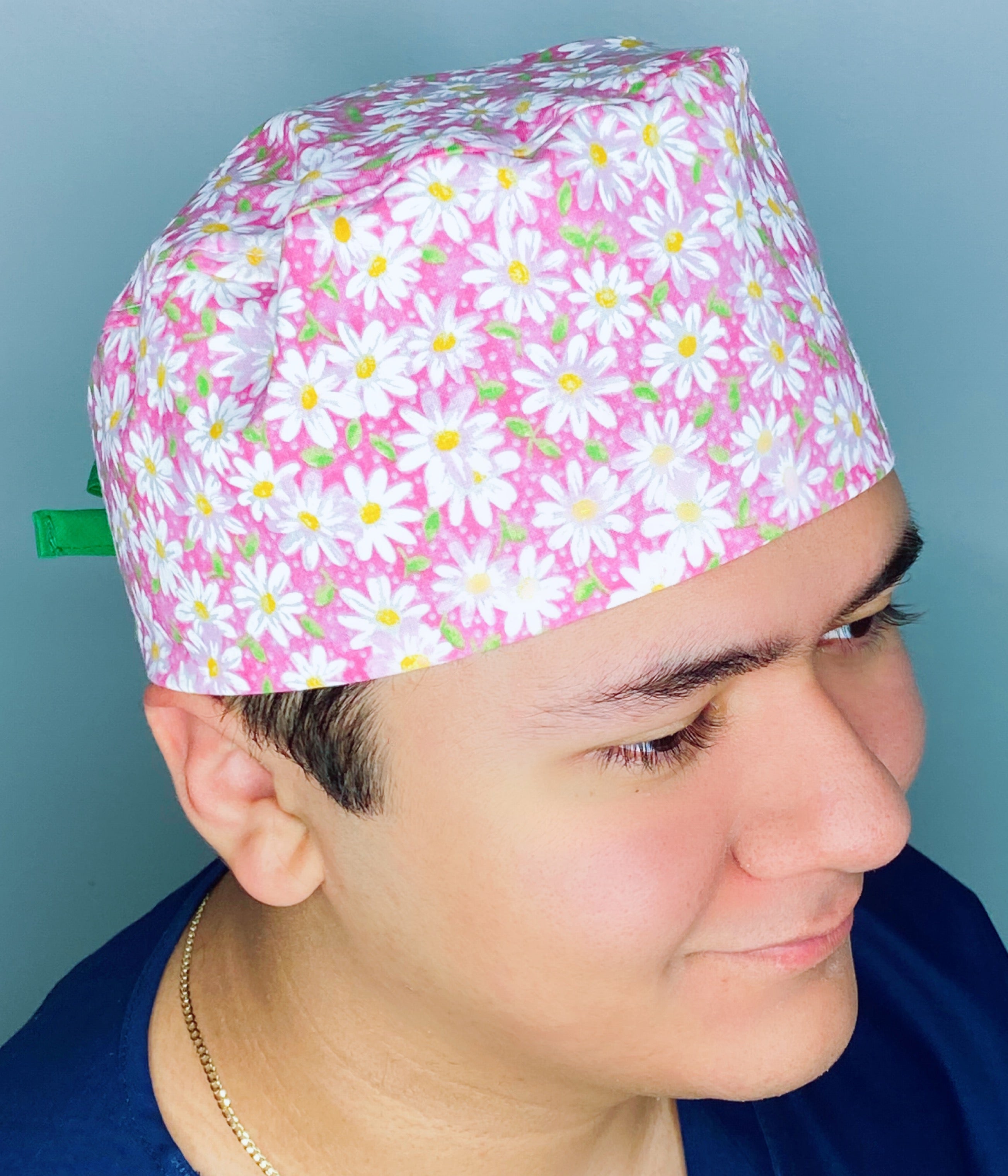 White Daisies on Pink Floral Design Unisex Cute Scrub Cap