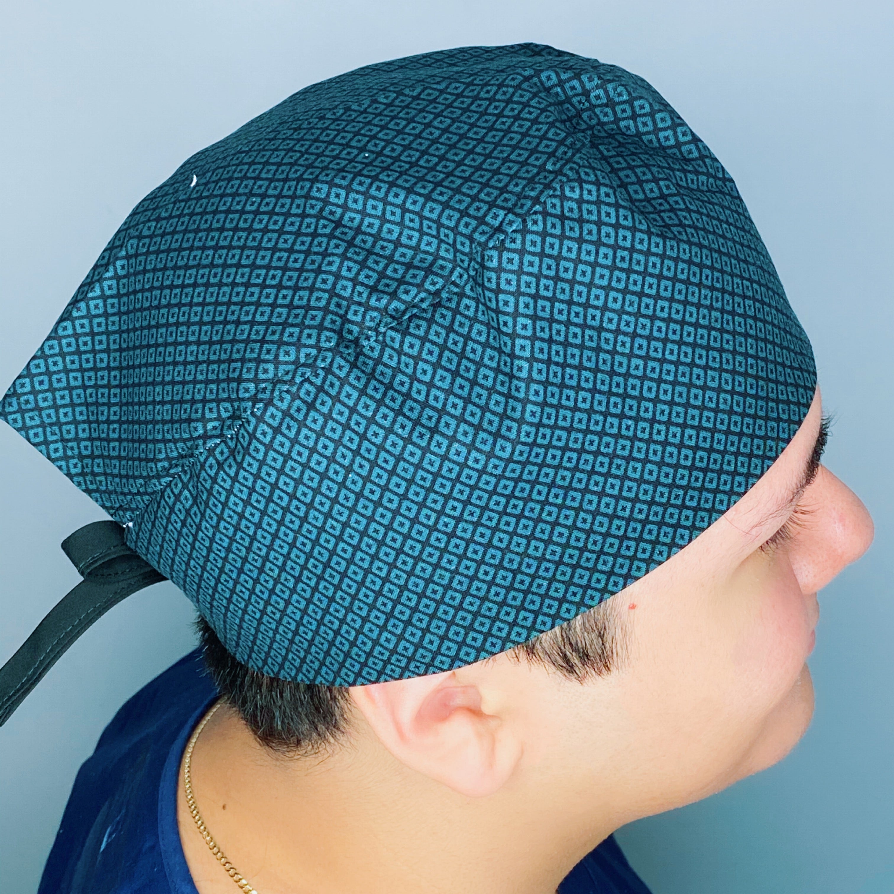 Small Geometric Shapes Dark Grey & Black Unisex Fancy Scrub Cap