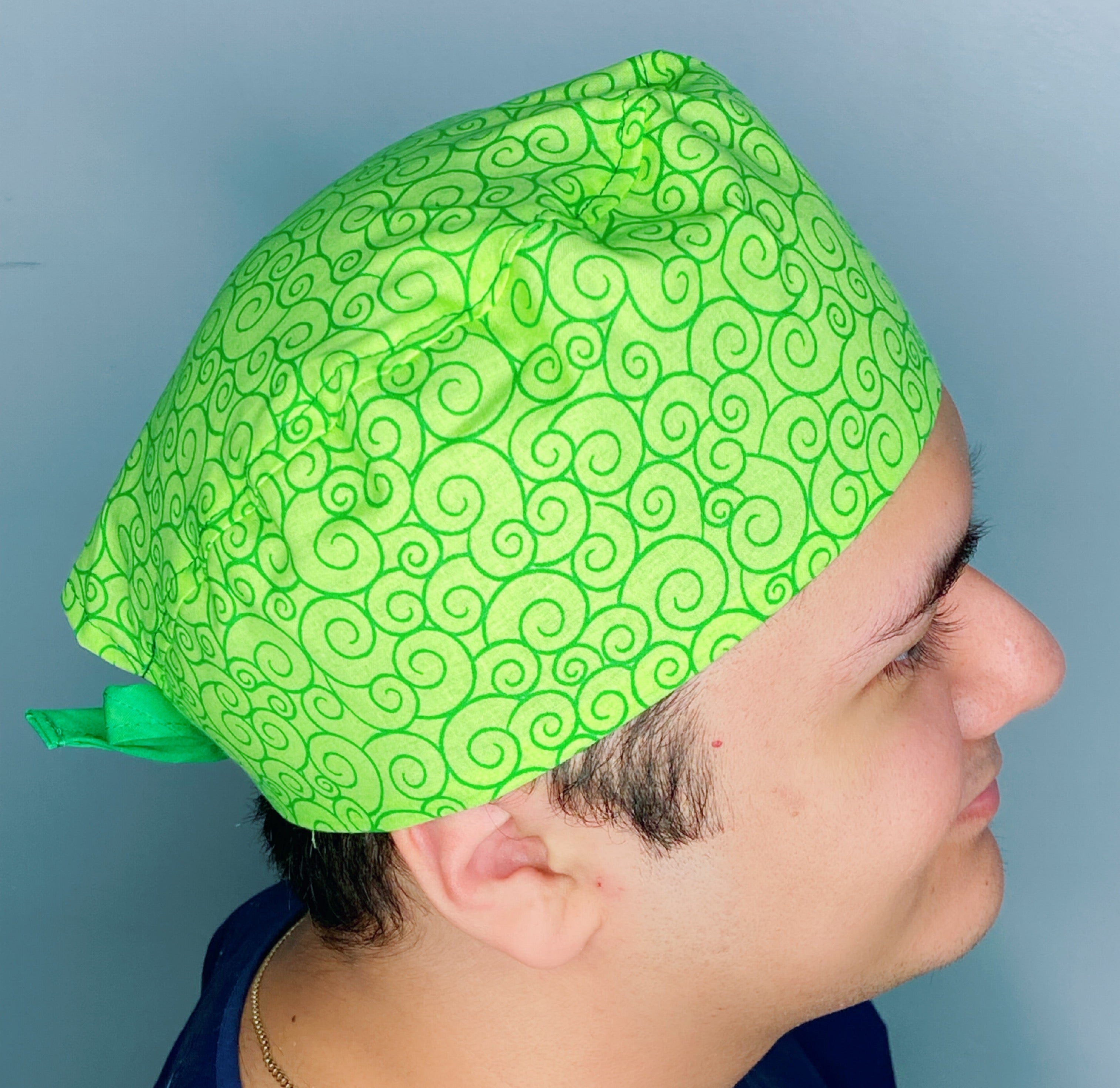 Green Arabesque Floral Design Unisex Cute Scrub Cap