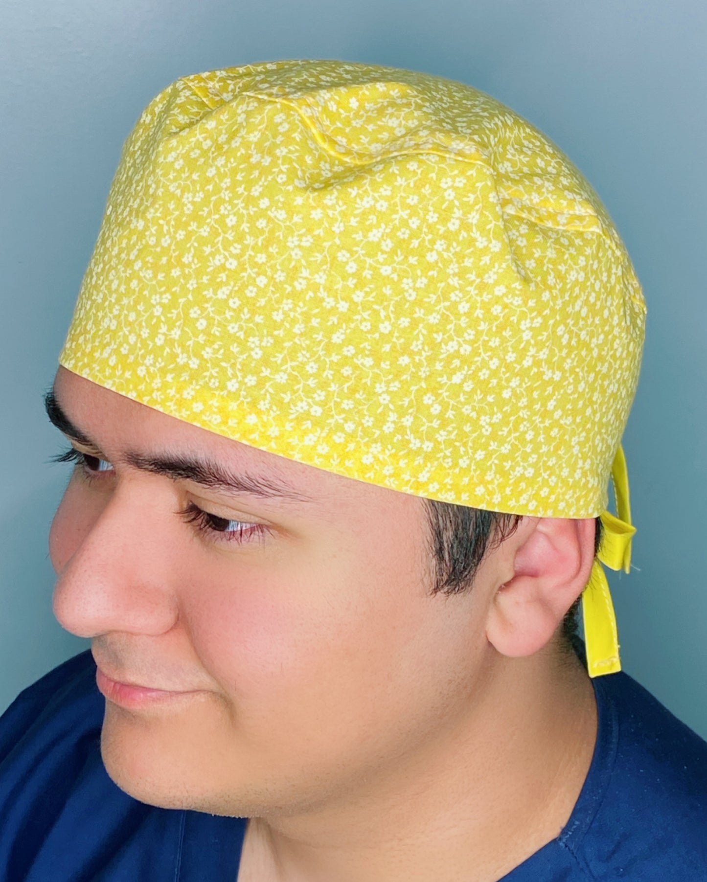 Small White Flowers on Yellow Floral Design Unisex Cute Scrub Cap